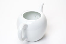 Charger l'image dans la galerie, Théière blanche en porcelaine avec filtre 750ml
